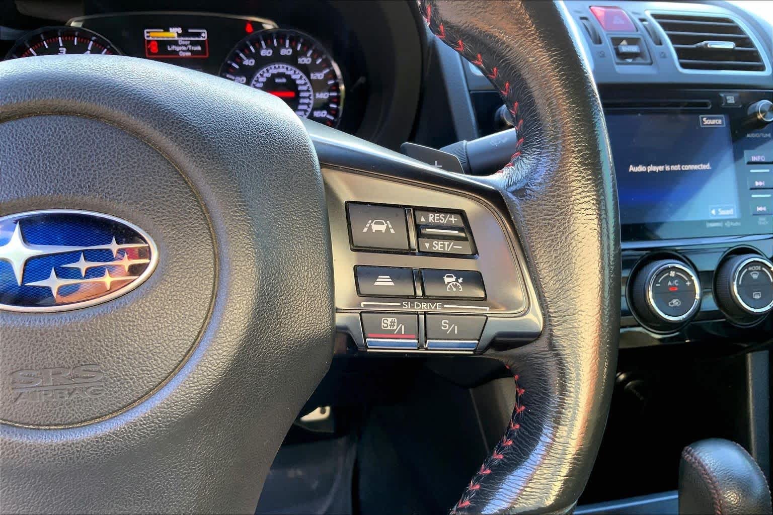 Used 2018 Crystal White Pearl Subaru Limited image 22