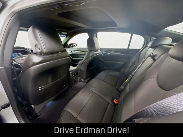 2024 Cadillac CT5 V-Series - Photo 10