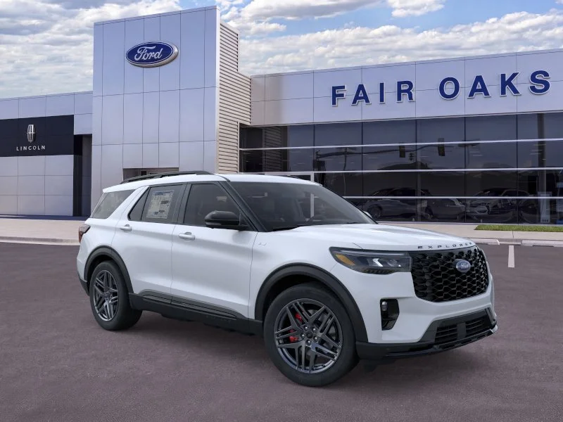 New 2026 Space White Metallic Ford ST-Line image 29