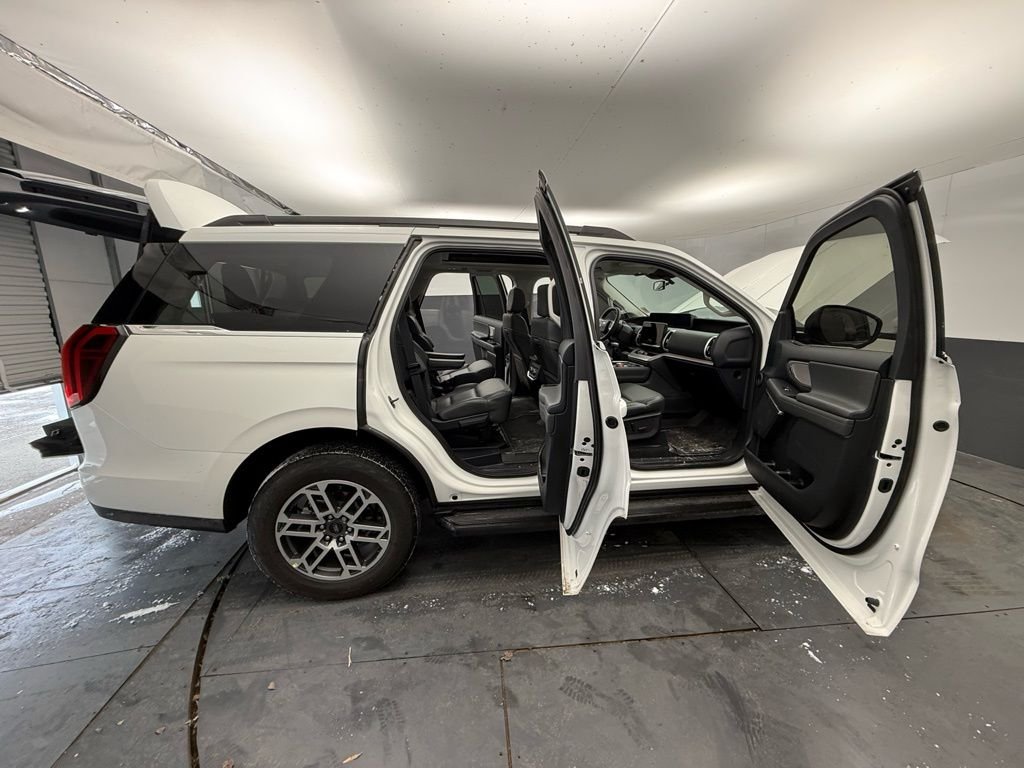 New 2026 Star White Metallic Tri-Coat Ford Active image 20