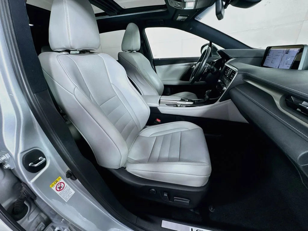 Used 2017 Silver Lexus 350 F Sport image 36