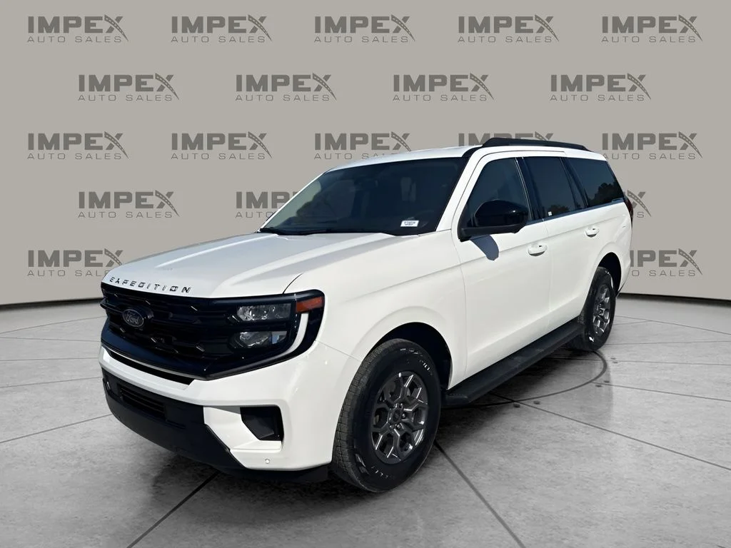 Used 2025 White Ford Active image 1