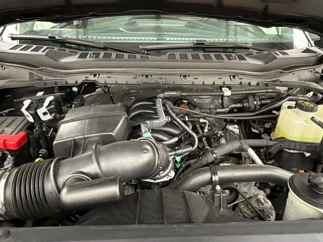 Used 2025 Black Ford XLT image 27