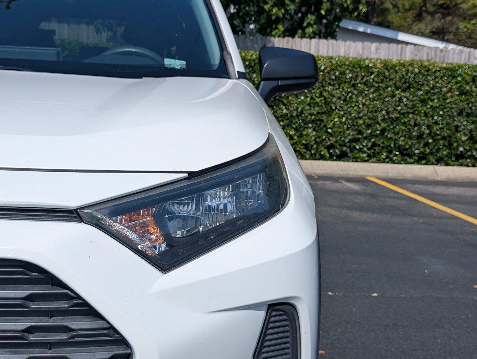 Used 2019 Super White Toyota LE image 12