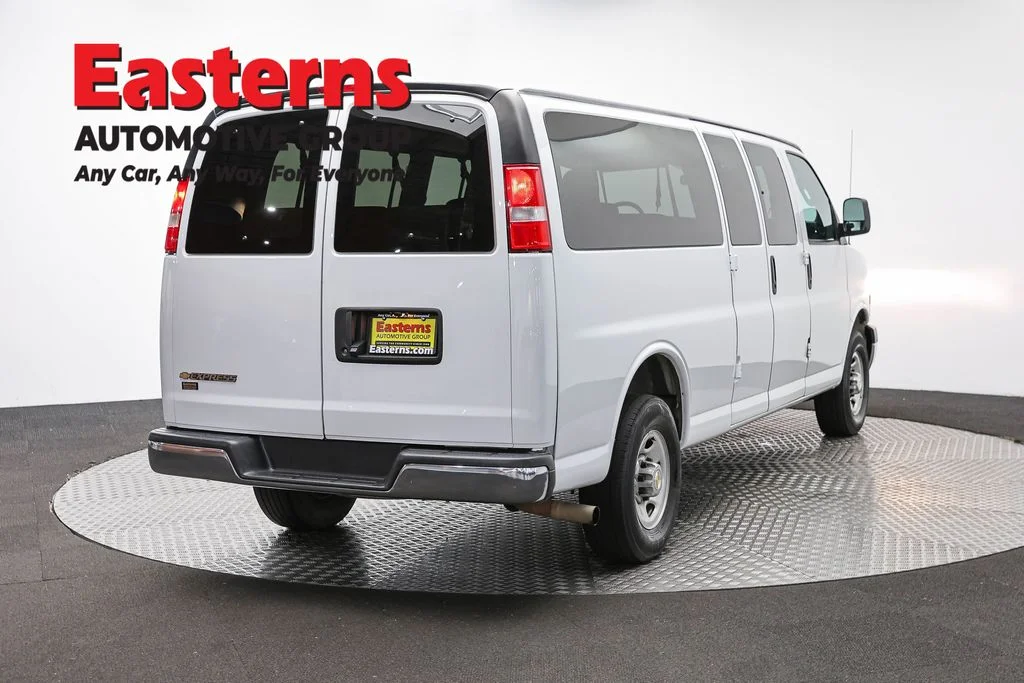 Used 2024 White Chevrolet LT image 5