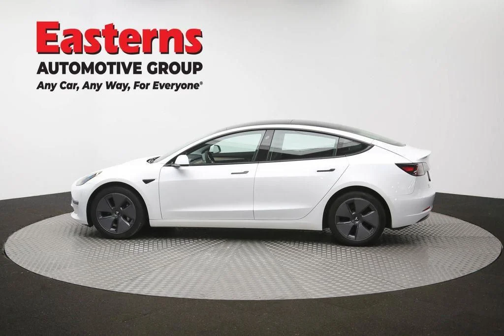 Used 2023 White Tesla Base image 47