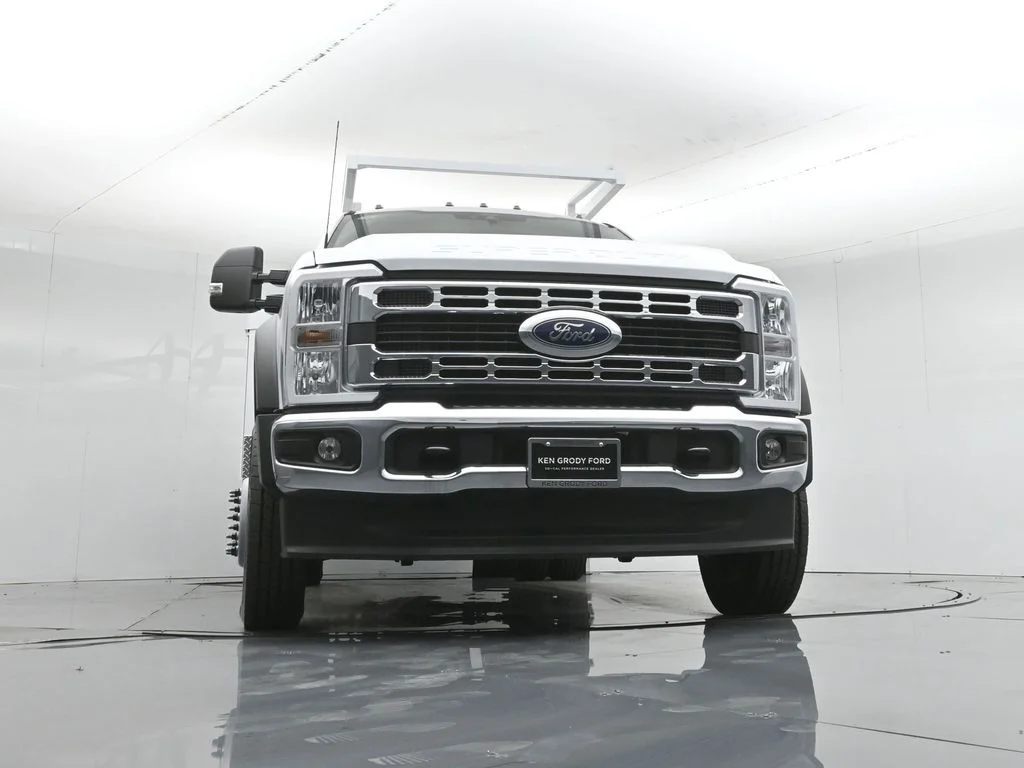 New 2025 Oxford White Ford XL image 53