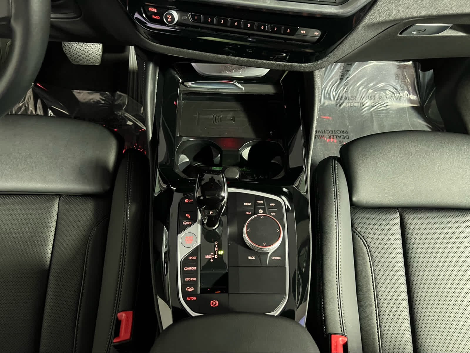 Used 2025 Black Sapphire Metallic BMW xDrive30i image 13