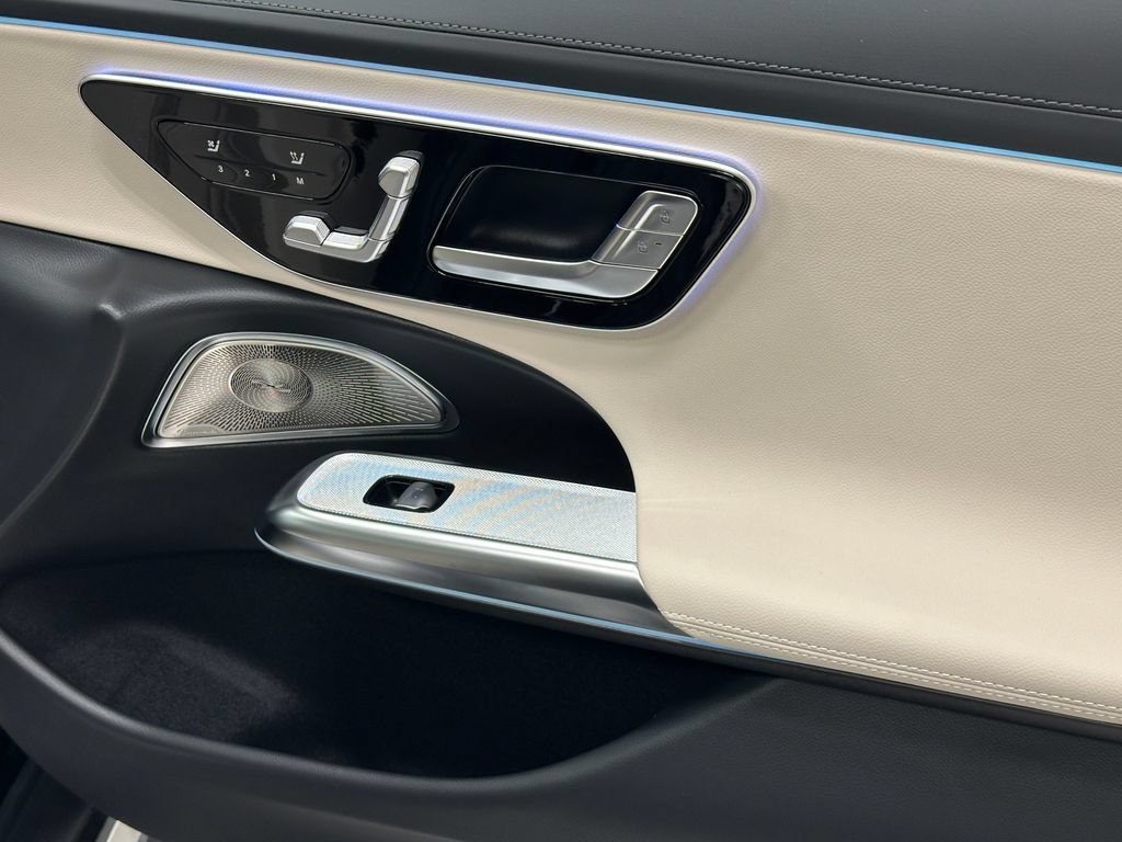 New 2026 Black Mercedes-Benz E 450 image 17