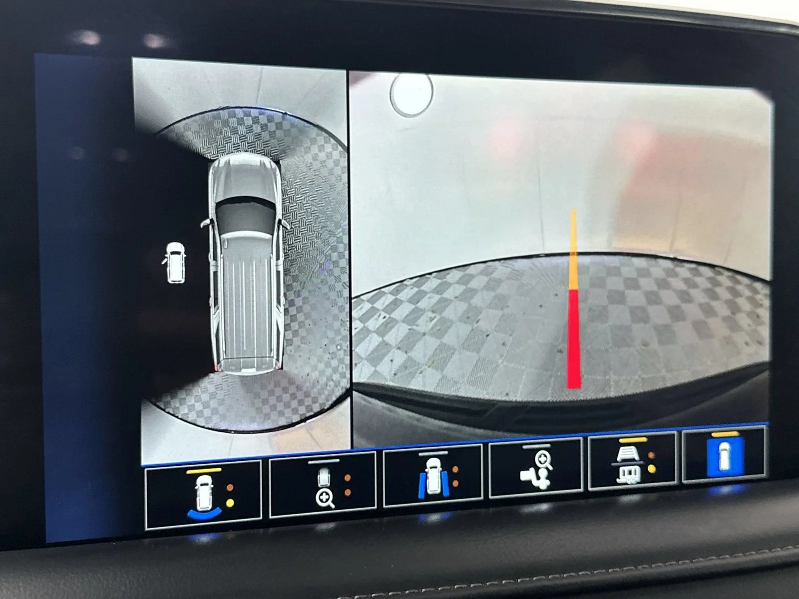 Used 2023 Black Chevrolet LT image 17