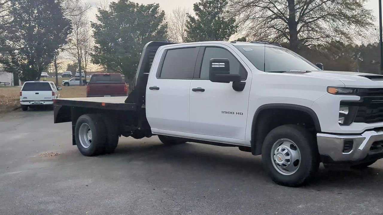 2025 Chevrolet Silverado 3500 HD Work Truck - Photo 2
