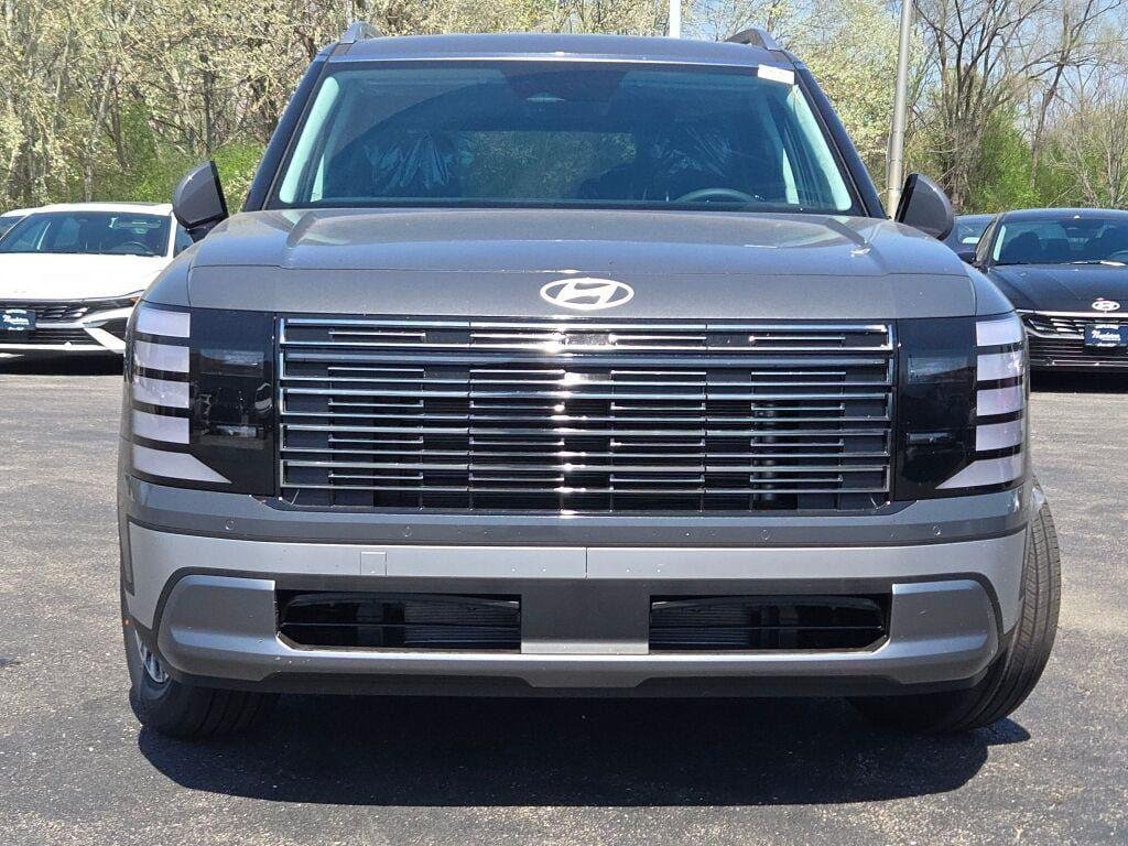 New 2026 Gray Hyundai SEL AWD image 4