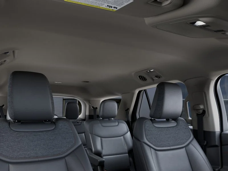 New 2027 Agate Black Metallic Ford Active image 22