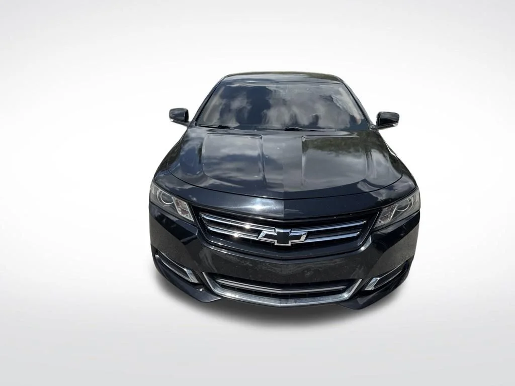 Used 2017 Black Chevrolet LT image 3