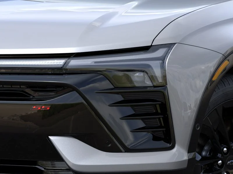 2027 Chevrolet Blazer EV SS - Photo 10
