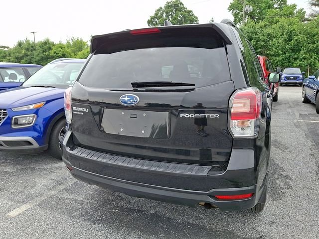 Used 2018 Black Subaru 2.5i Premium image 9