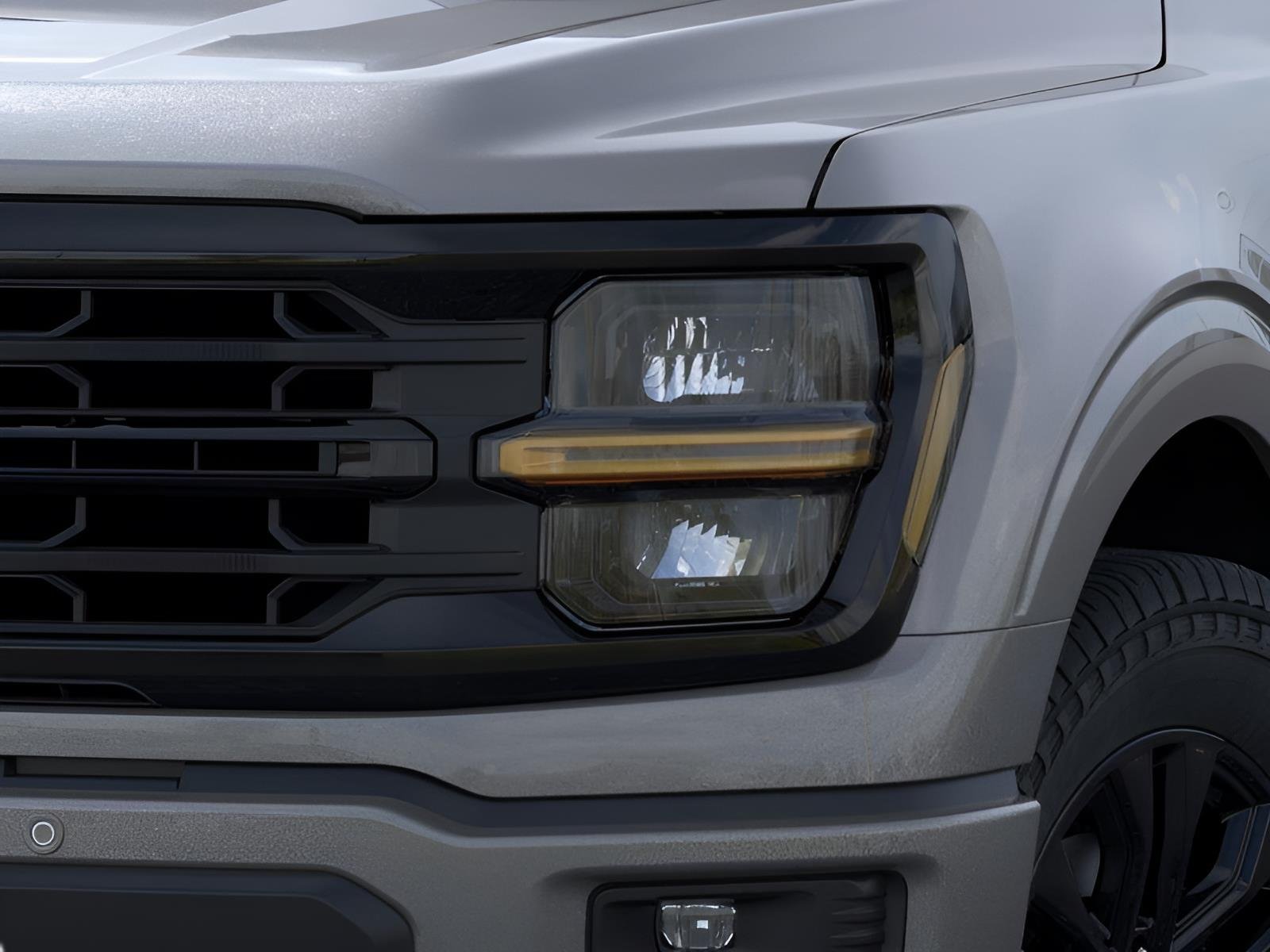 New 2026 Carbonized Gray Metallic Ford XLT image 18