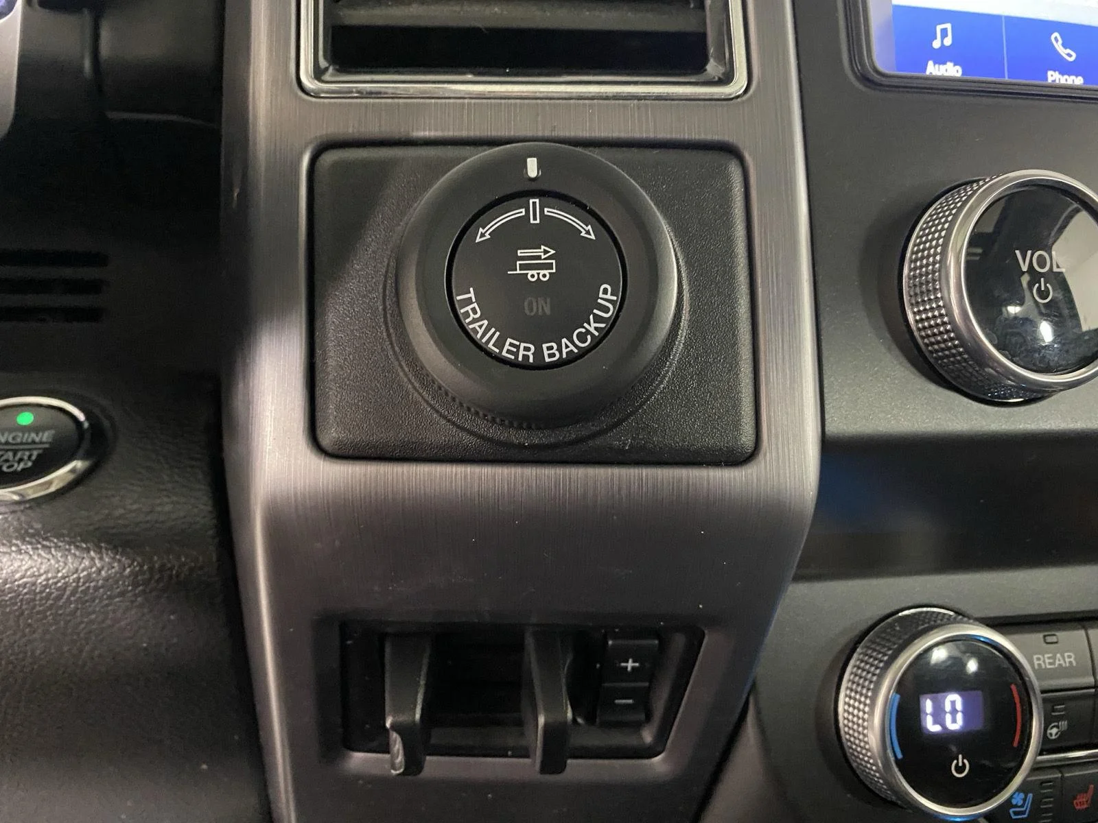 Used 2020 Star White Metallic Tri-Coat Ford Platinum image 20