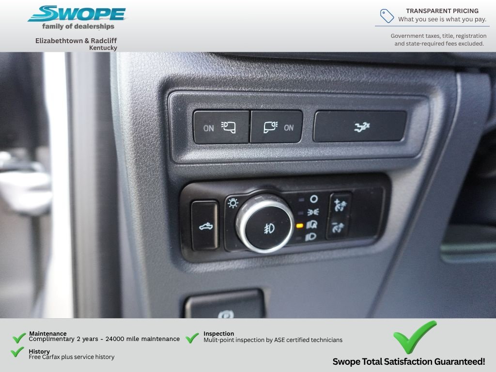 Used 2023 ICONIC SILVER METALLIC Ford XLT image 15