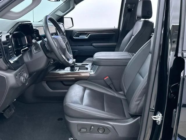 Used 2026 Black Chevrolet LT Trail Boss image 9