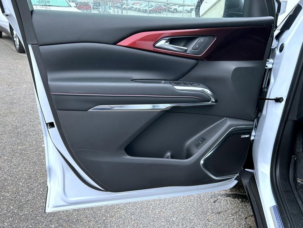 2026 Chevrolet Traverse Z71 - Photo 9