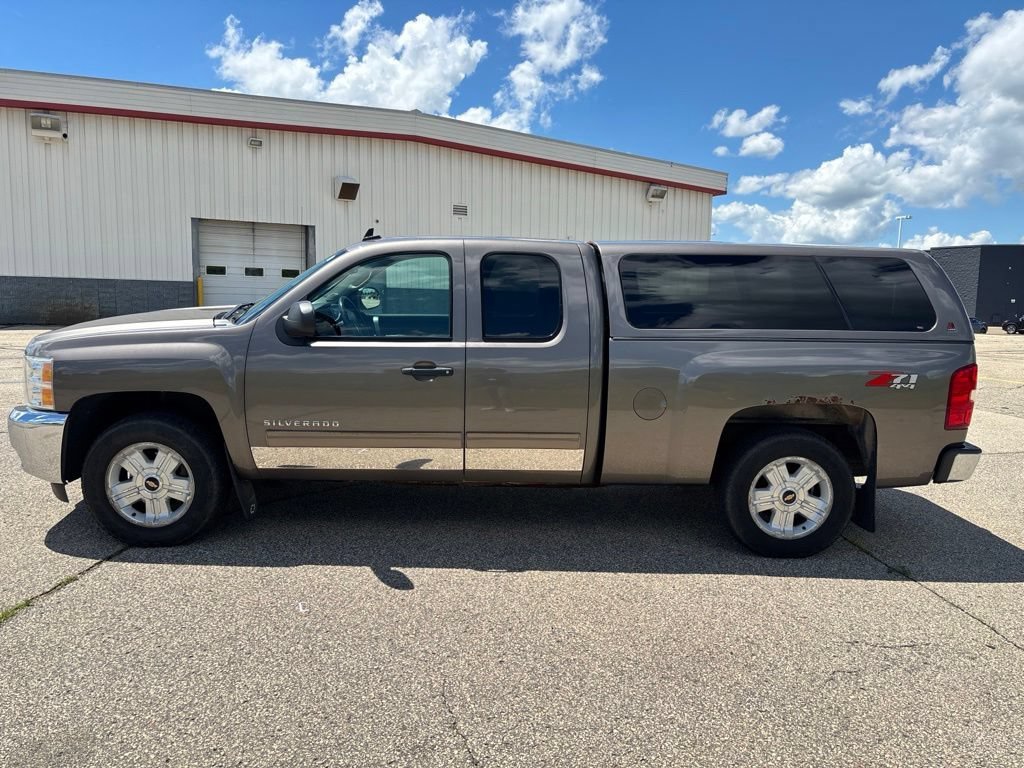 Used 2012 MOCHA STEEL METALLIC Chevrolet LT image 4