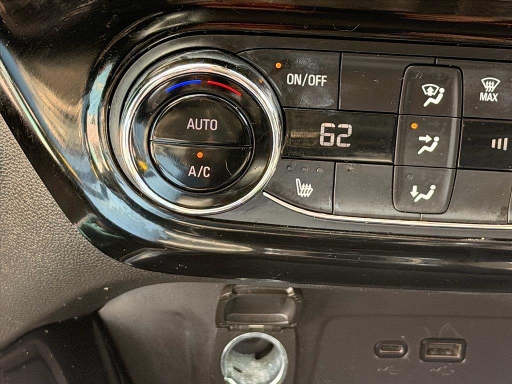 Used 2024 Cacti Green Chevrolet ACTIV image 23