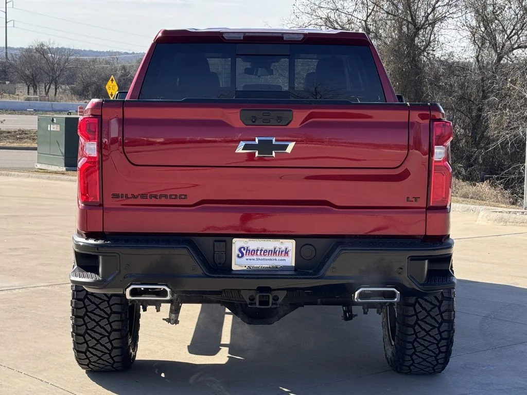 Used 2025 Red Chevrolet LT Trail Boss image 5