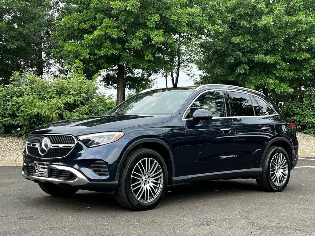 Used 2024 Blue Mercedes-Benz GLC 300 image 1