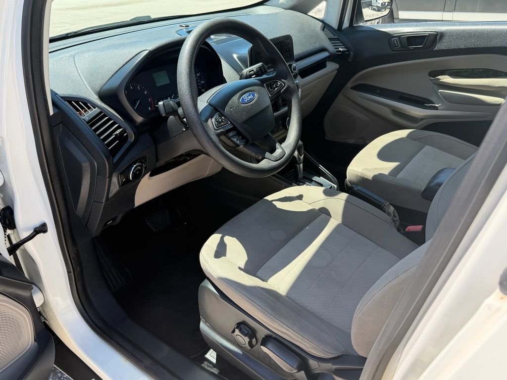 Used 2018 White Ford S image 11