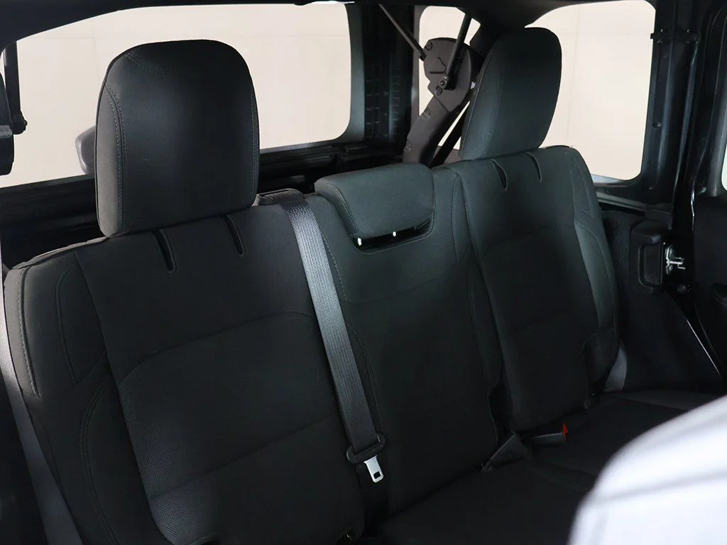 Used 2023 Black Jeep Sahara image 29