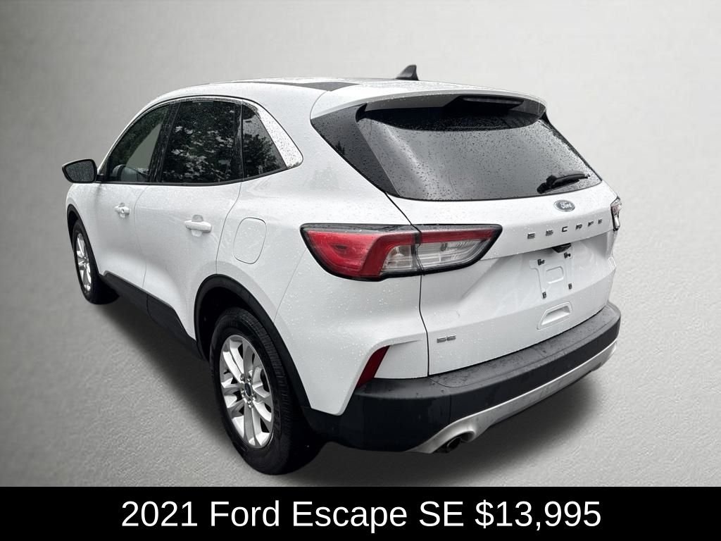 Used 2021 Oxford White Ford SE image 5