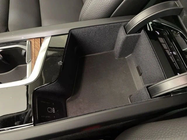 Certified Used 2025 Gray Metallic Volvo Plus image 35