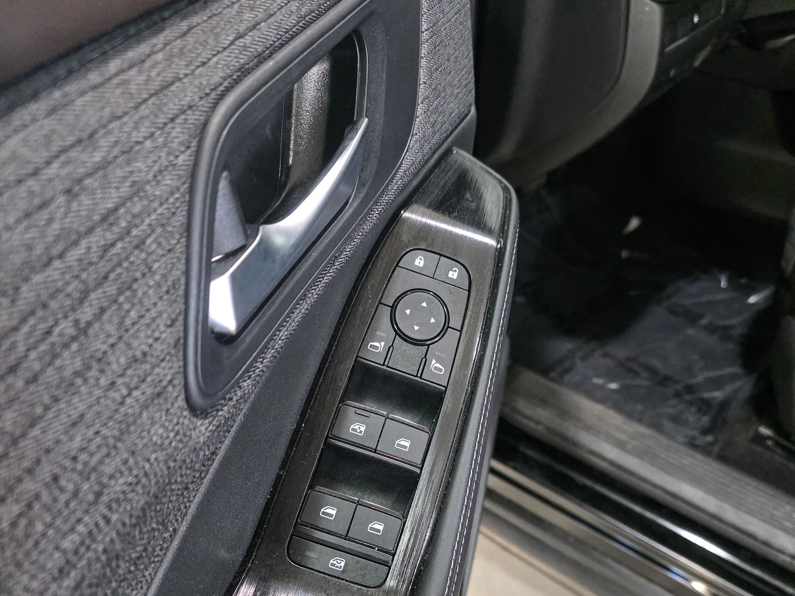 Used 2023 Black Nissan SV image 19