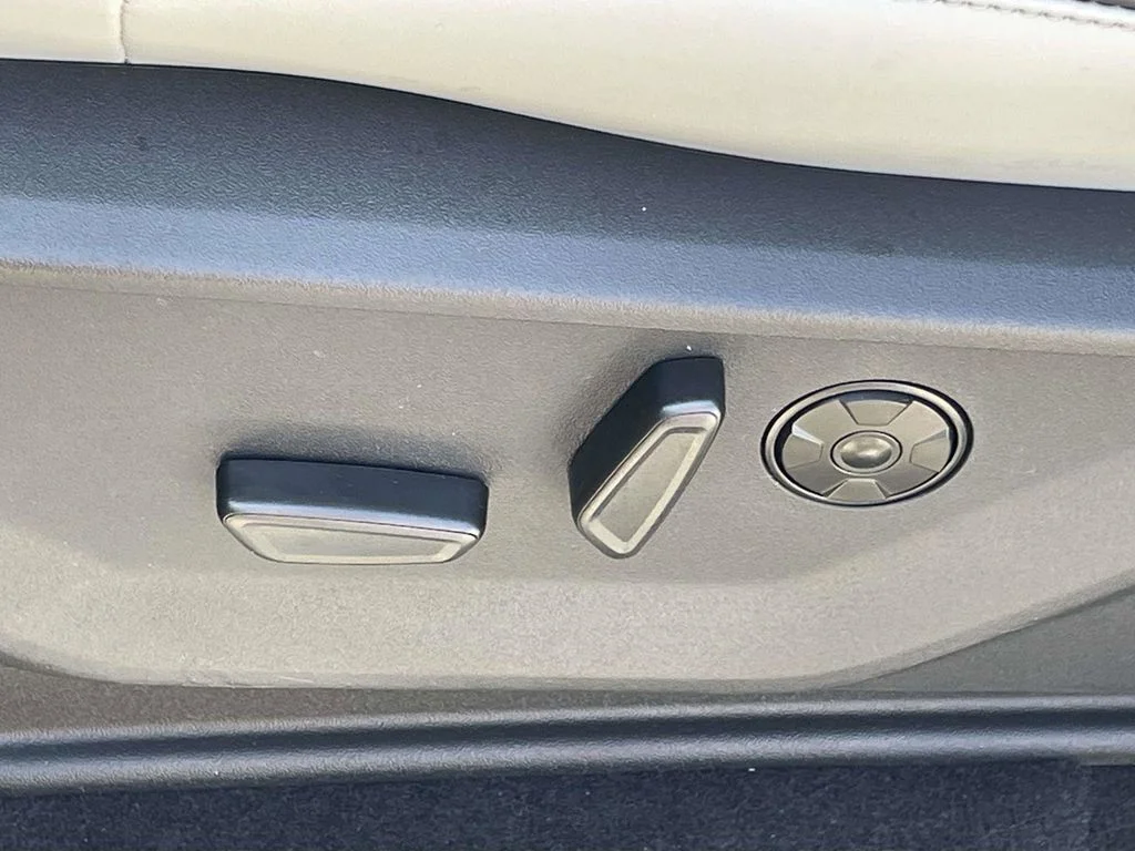 New 2026 Glacier Gray Metallic Tri-Coat Ford Platinum image 14
