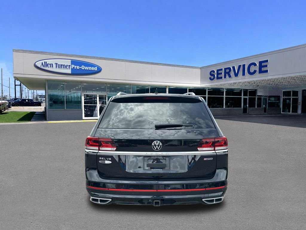 Used 2022 Deep Black Pearl Volkswagen 3.6L V6 SEL Premium R-Line image 7