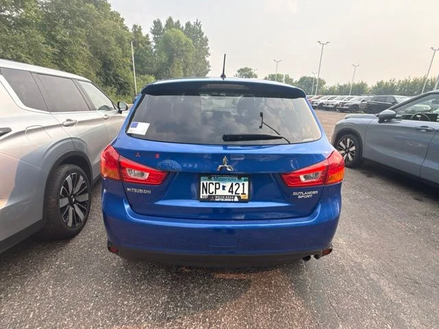 Used 2015 Octane Blue Metallic Mitsubishi ES image 19