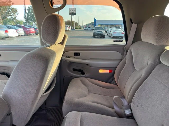 Used 2001  GMC SLE image 13