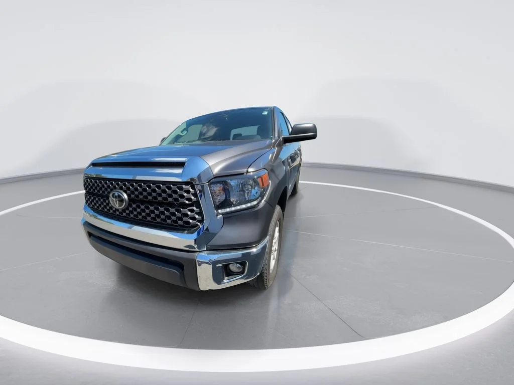 Used 2020 Gray Toyota SR5 image 4