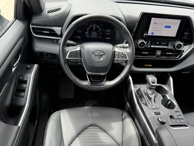 Used 2025 Silver Toyota XSE image 20