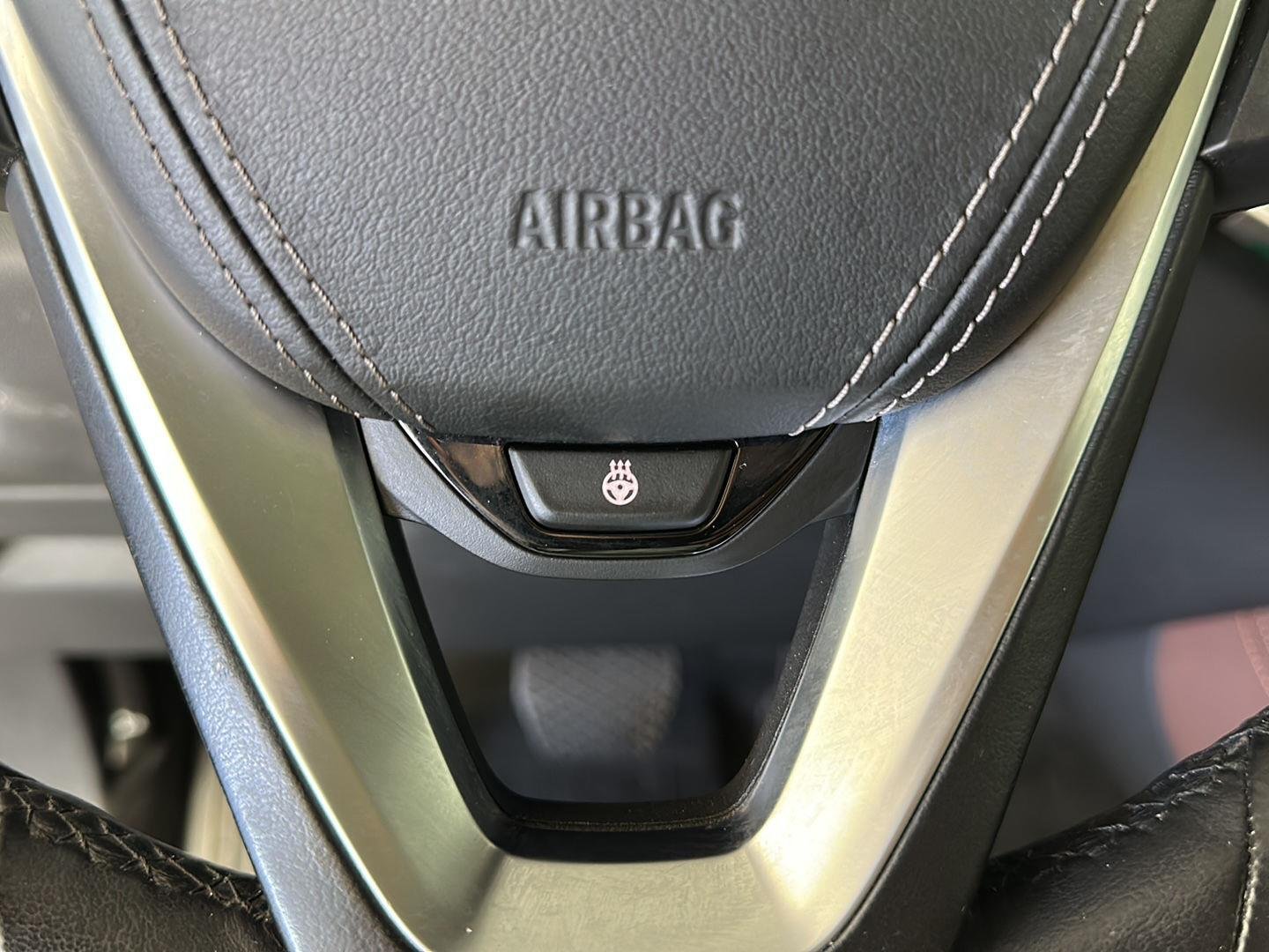 Used 2020 Arctic Gray Metallic BMW xDrive40i image 18