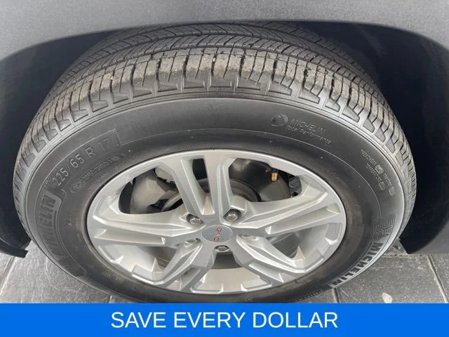 Used 2023 Silver GMC SLE image 9