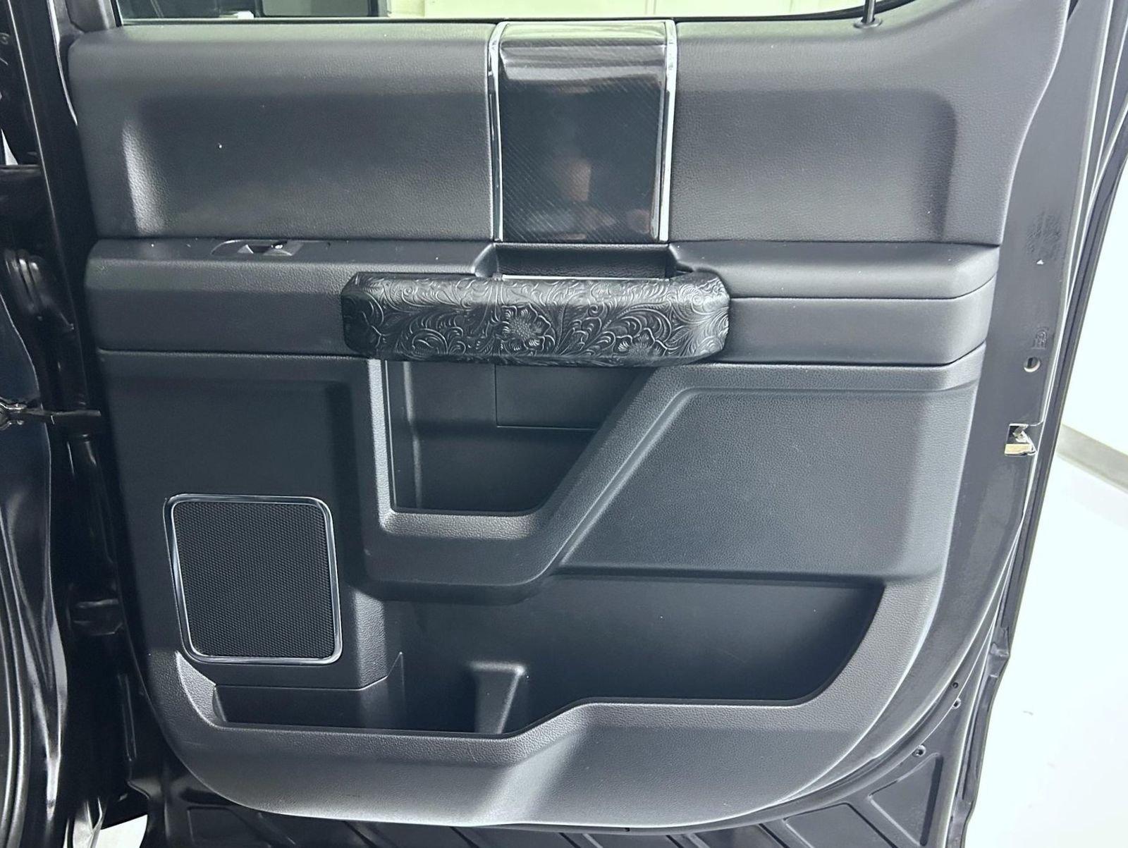 Used 2021 Agate Black Metallic Ford Platinum image 18