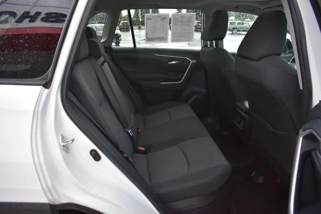 Used 2024 White Toyota XLE image 17
