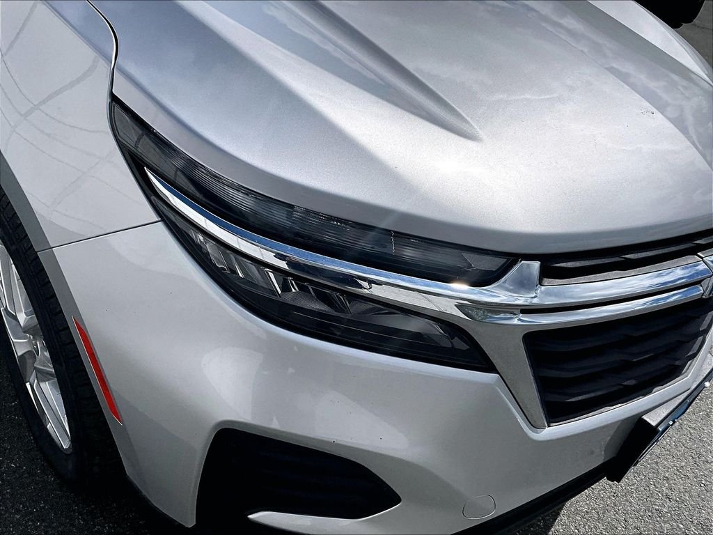 Used 2022 Silver Ice Metallic Chevrolet LS image 29