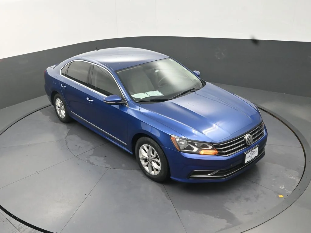 Used 2017 Blue Volkswagen 1.8T S image 14