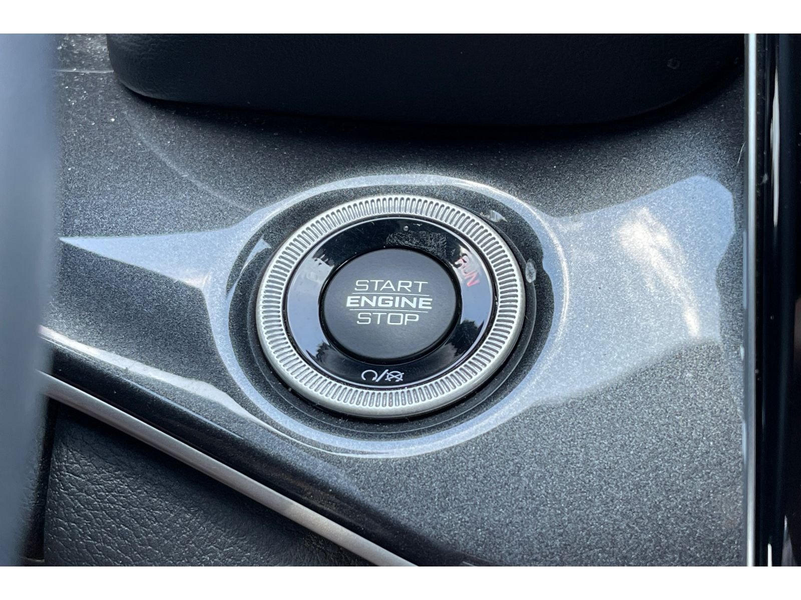 Used 2022 Baltic Gray Metallic Clearcoat Jeep Altitude image 33