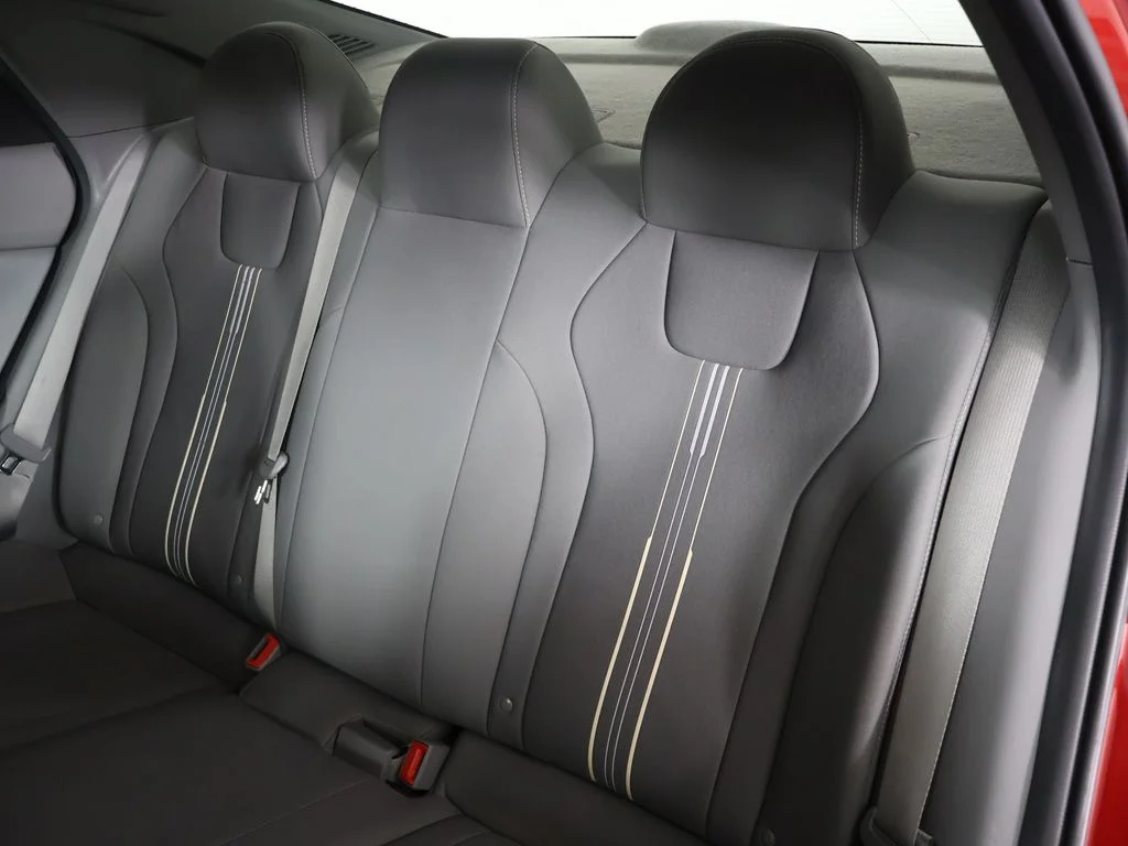 Used 2023 Red Hyundai SEL image 31
