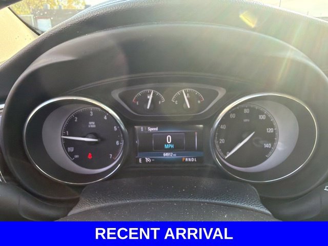 Used 2019 Red Buick Essence image 37