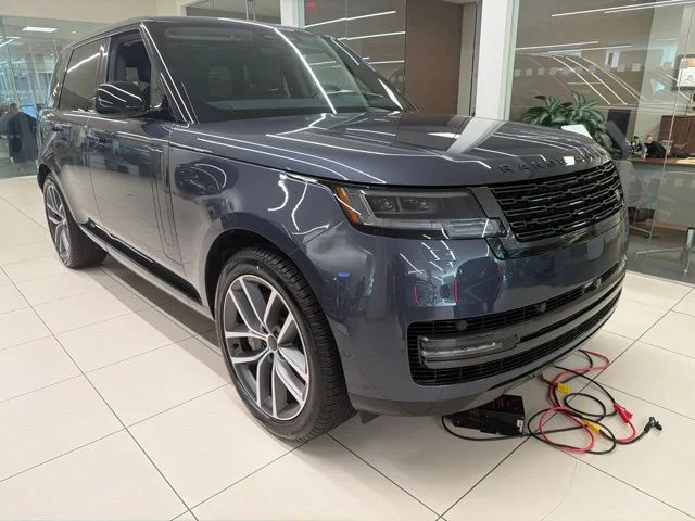 New 2026 Blue Land Rover SE image 5